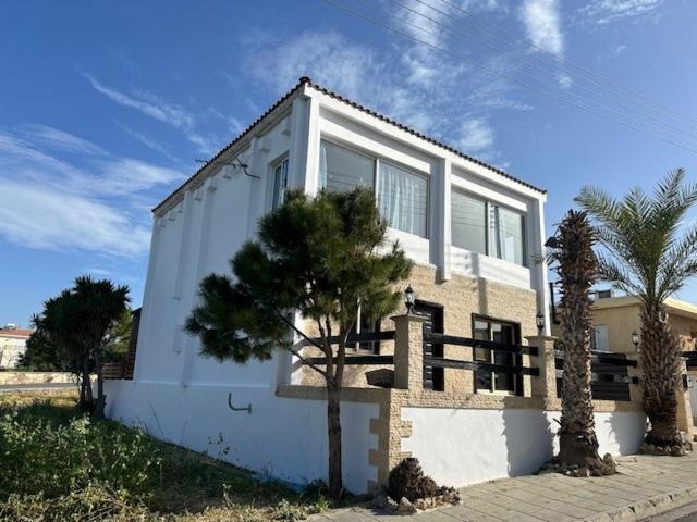 Villa Nikitas Konia Buitenkant foto